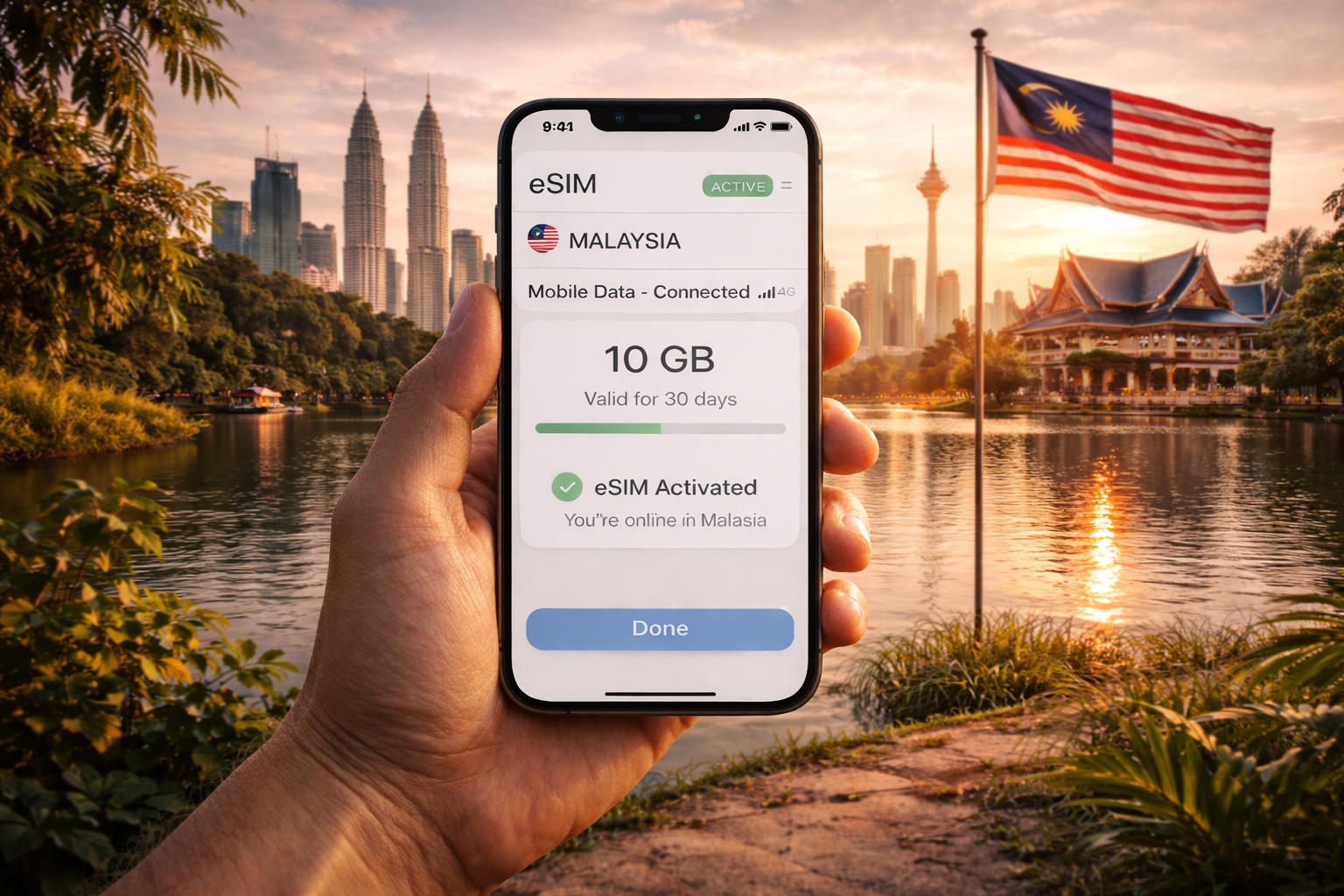 Смартфон с активированной eSIM для Малайзии на фоне вечернего горизонта Куала-Лумпура, башни Петронас, озеро и флаг Малайзии