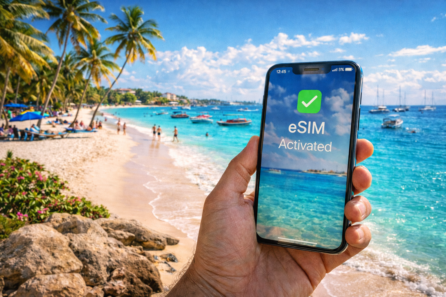 Un viaggiatore usa uno smartphone con eSIM attiva sulla spiaggia di Barbados