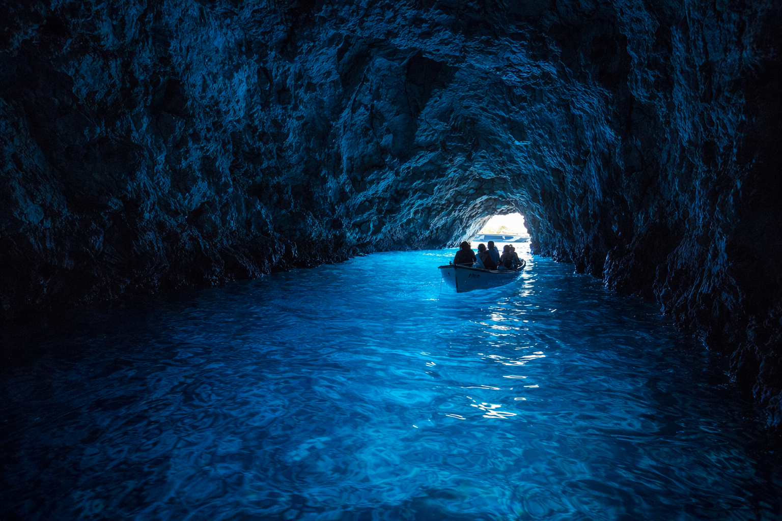 La Grotta Azzurra sull’isola di Biševo